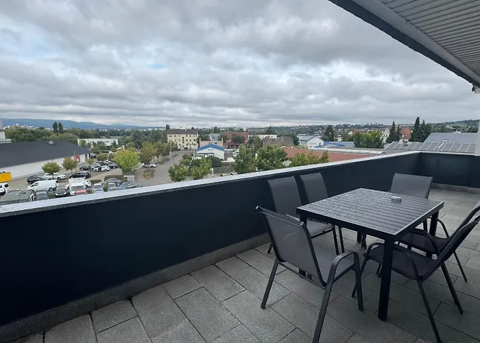 Apartamento Exklusive Für 8 Personen Mit Großem Balkon Niestetal